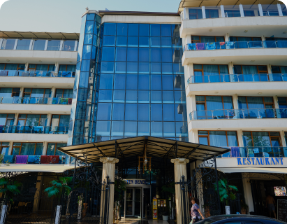 Корпус Лазурний